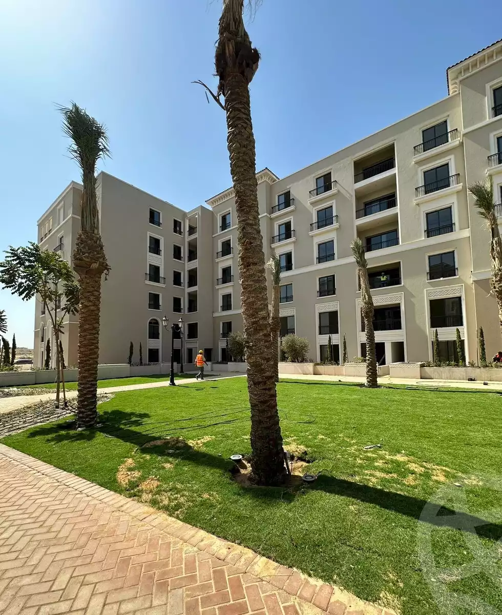 https://aqarmap.com.eg/ar/listing/6553436-for-sale-cairo-el-sheikh-zayed-city-compounds-kmbwnd-fyldj-wyst-dr-llttwyr