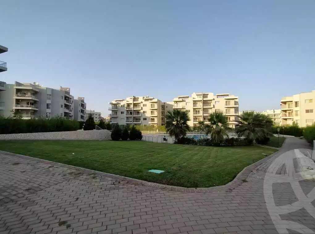 https://aqarmap.com.eg/ar/listing/6553439-for-sale-cairo-el-sheikh-zayed-city-compounds-dh-drys