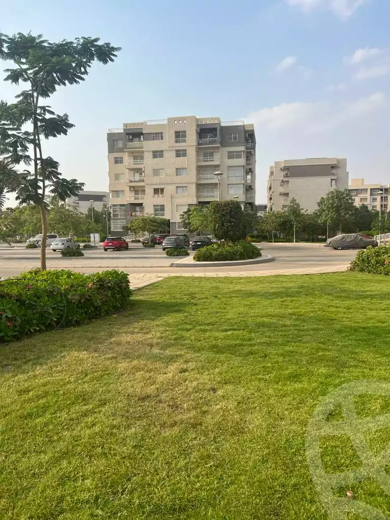 https://aqarmap.com.eg/ar/listing/6554819-for-sale-cairo-new-cairo-madinaty-tenth-zone-buildings-group-103