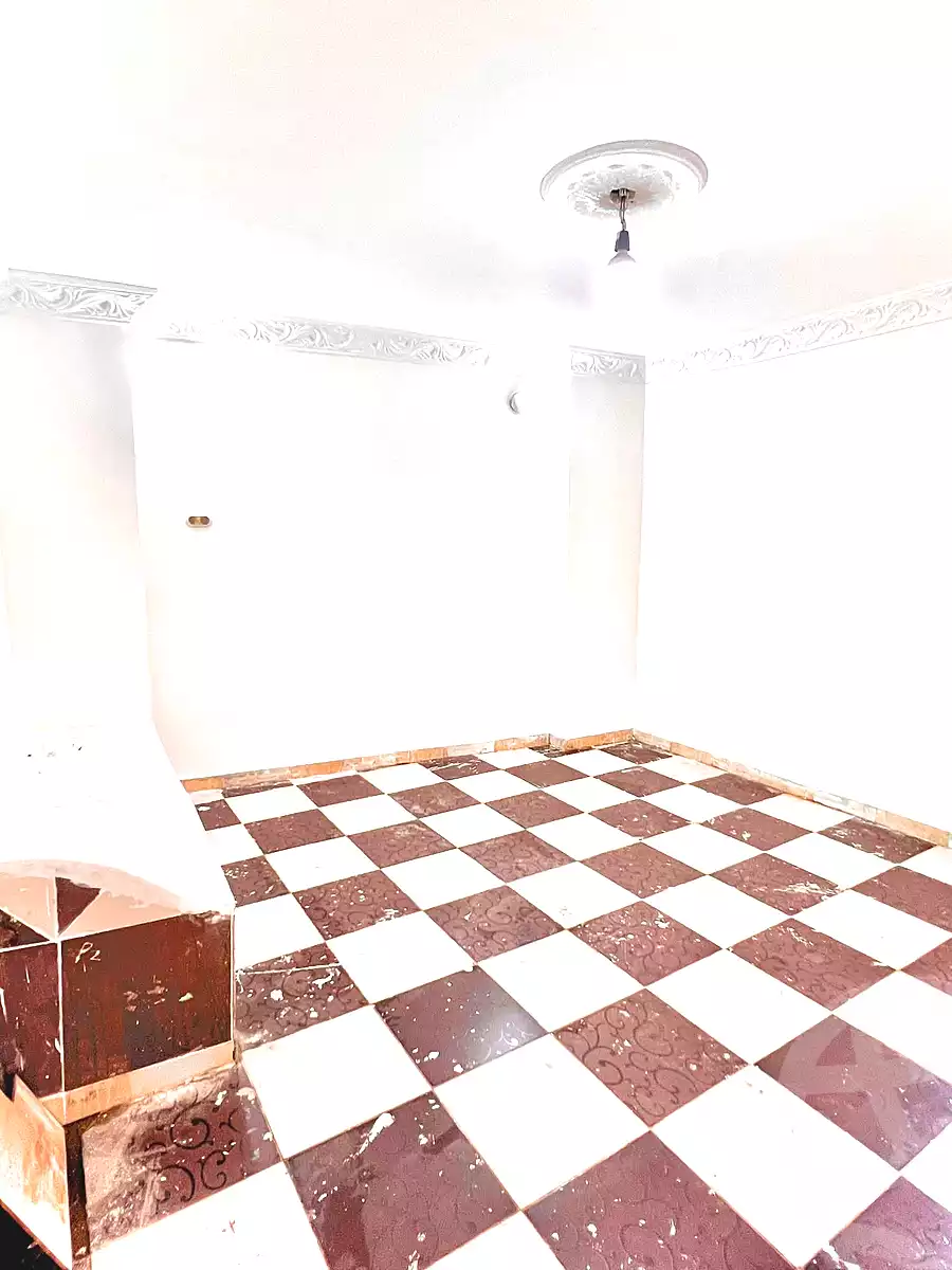 https://aqarmap.com.eg/ar/listing/6559267-for-sale-alexandria-l-jmy-lbytsh-el-hanafeya-st