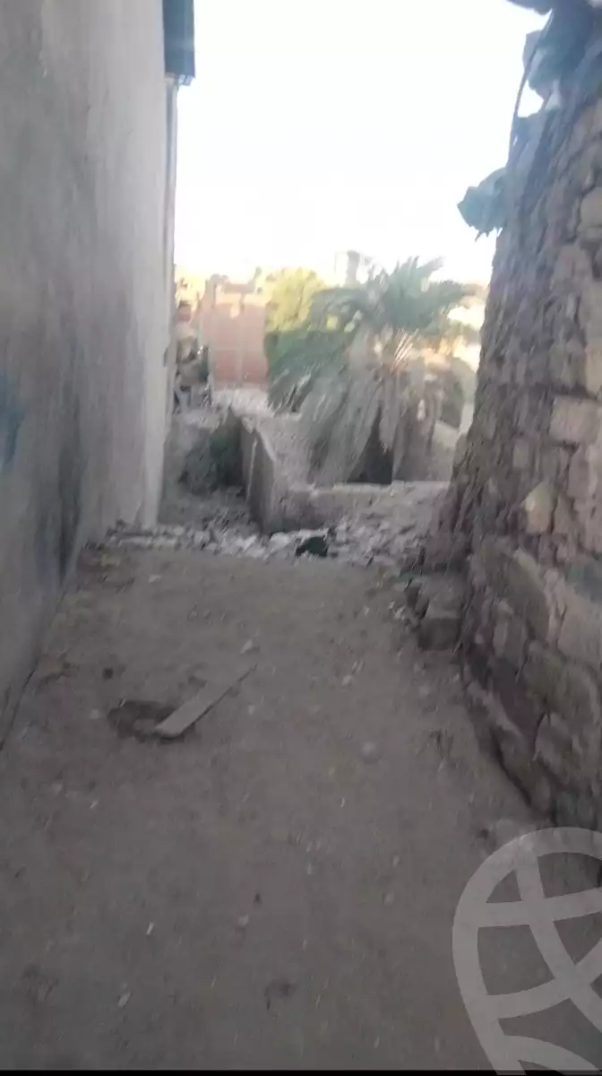 https://aqarmap.com.eg/en/listing/6561173-for-sale-asyut-asyut-city-el-sadat-st