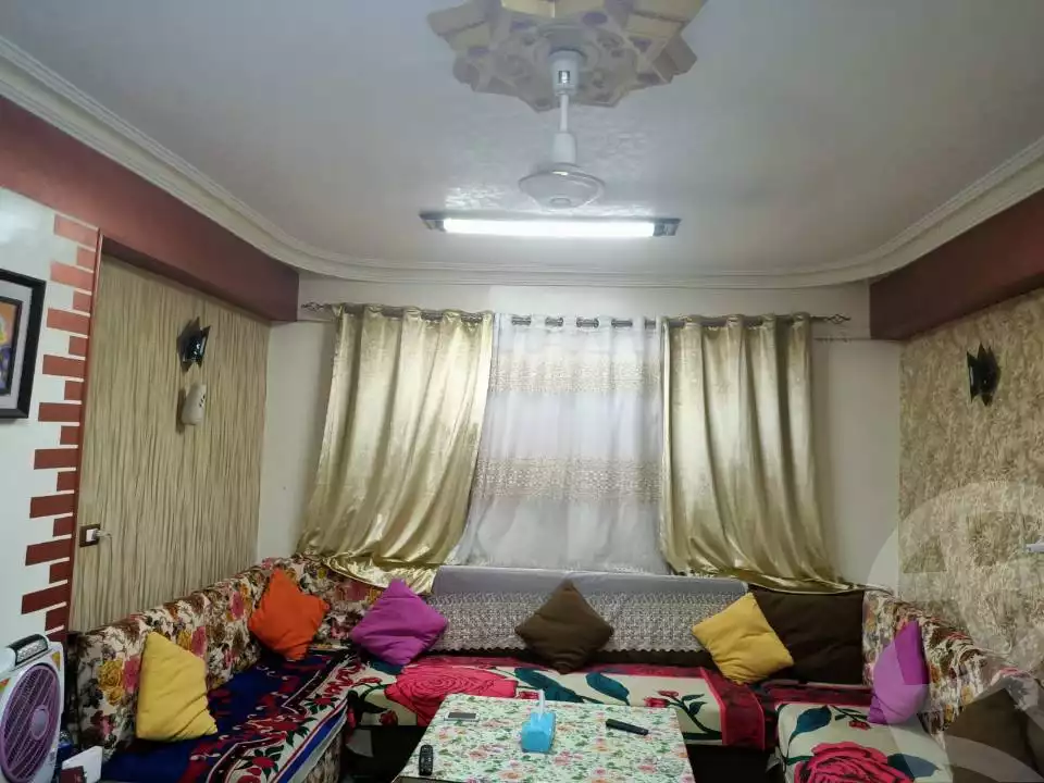 https://aqarmap.com.eg/ar/listing/6561950-for-rent-qalyubia-shubra-el-khaima