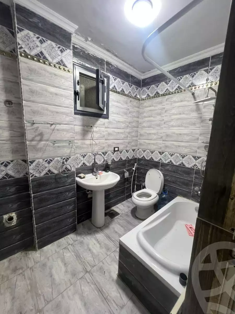 https://aqarmap.com.eg/en/listing/6563086-for-sale-alexandria-bahray-el-anfoshy