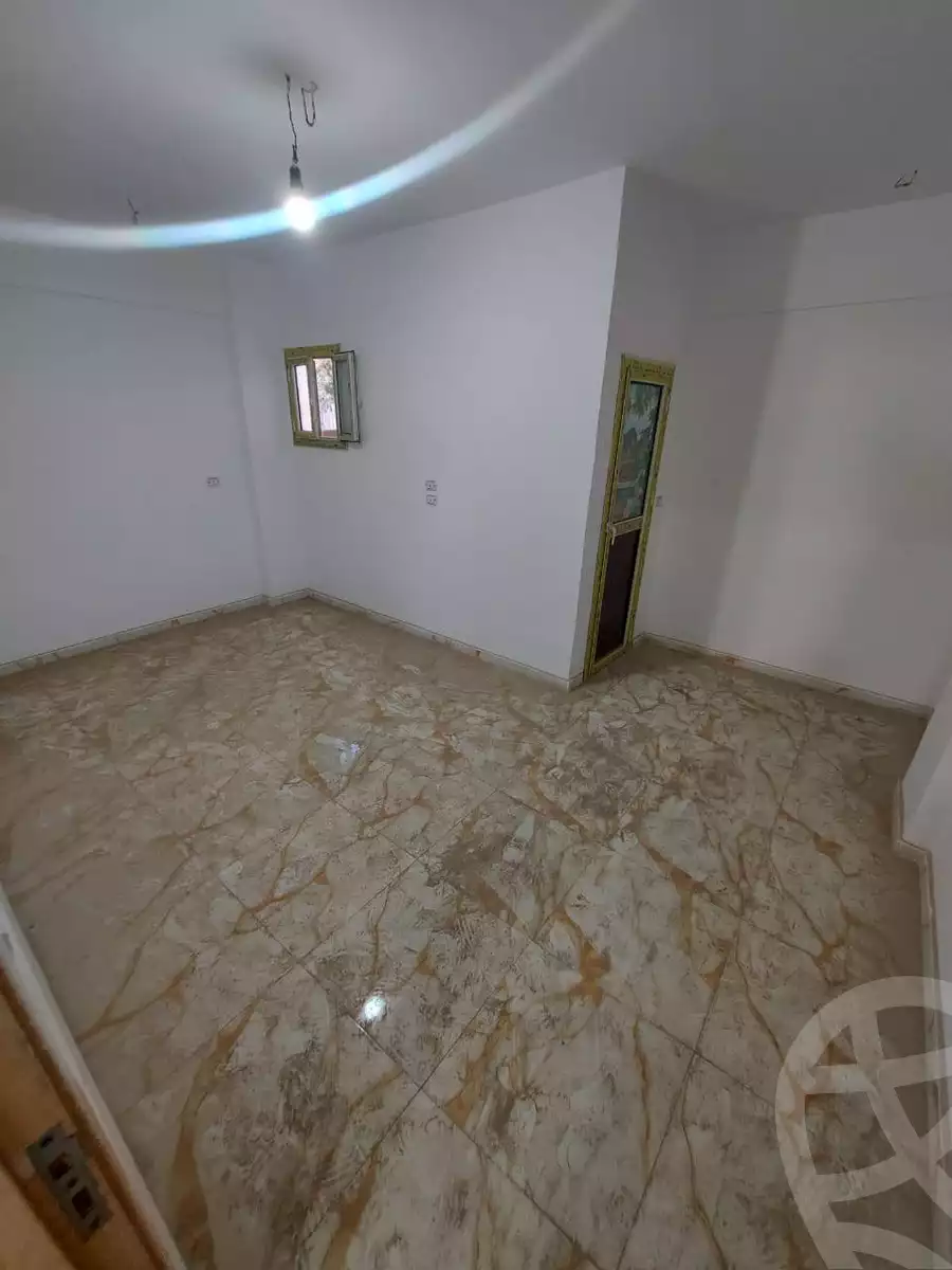 https://aqarmap.com.eg/ar/listing/6563286-for-sale-cairo-helwan-el-shareaa-el-sharby-st