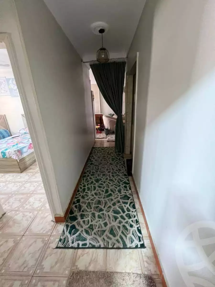 https://aqarmap.com.eg/ar/listing/6565108-for-sale-cairo-helwan-el-shareaa-el-sharby-st