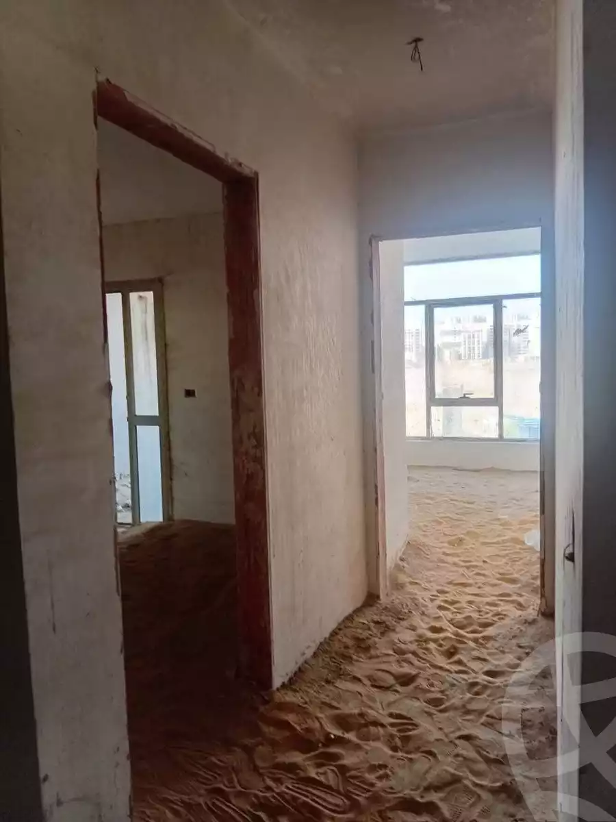 https://aqarmap.com.eg/en/listing/6565275-for-sale-cairo-new-cairo-el-kattameya-compounds-in-kattameya-crystal-plaza