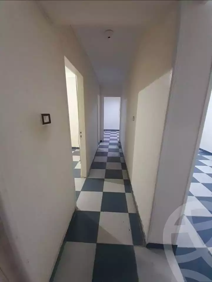 https://aqarmap.com.eg/ar/listing/6565572-for-rent-alexandria-shds