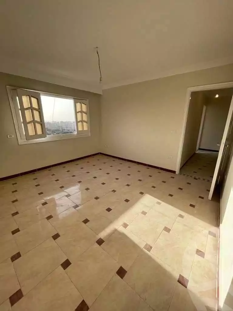 https://aqarmap.com.eg/ar/listing/6566008-for-sale-cairo-helwan-helwan-el-sharkeya-gaafar-st