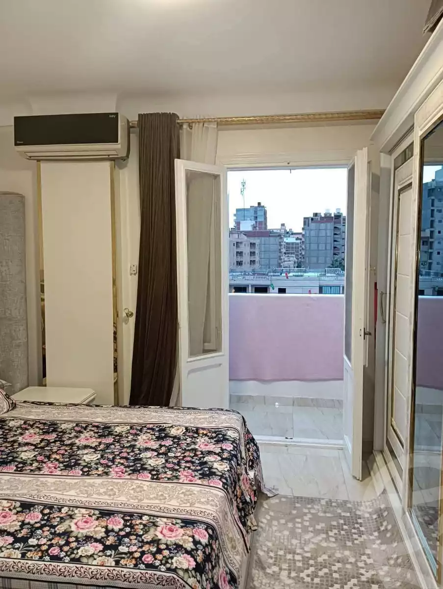 https://aqarmap.com.eg/en/listing/6566123-for-sale-alexandria-l-jmy-lbytsh-bianchiii