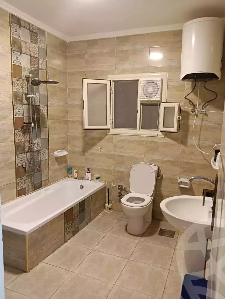 https://aqarmap.com.eg/ar/listing/6566312-for-sale-alexandria-l-jmy-lbytsh-bianchiii