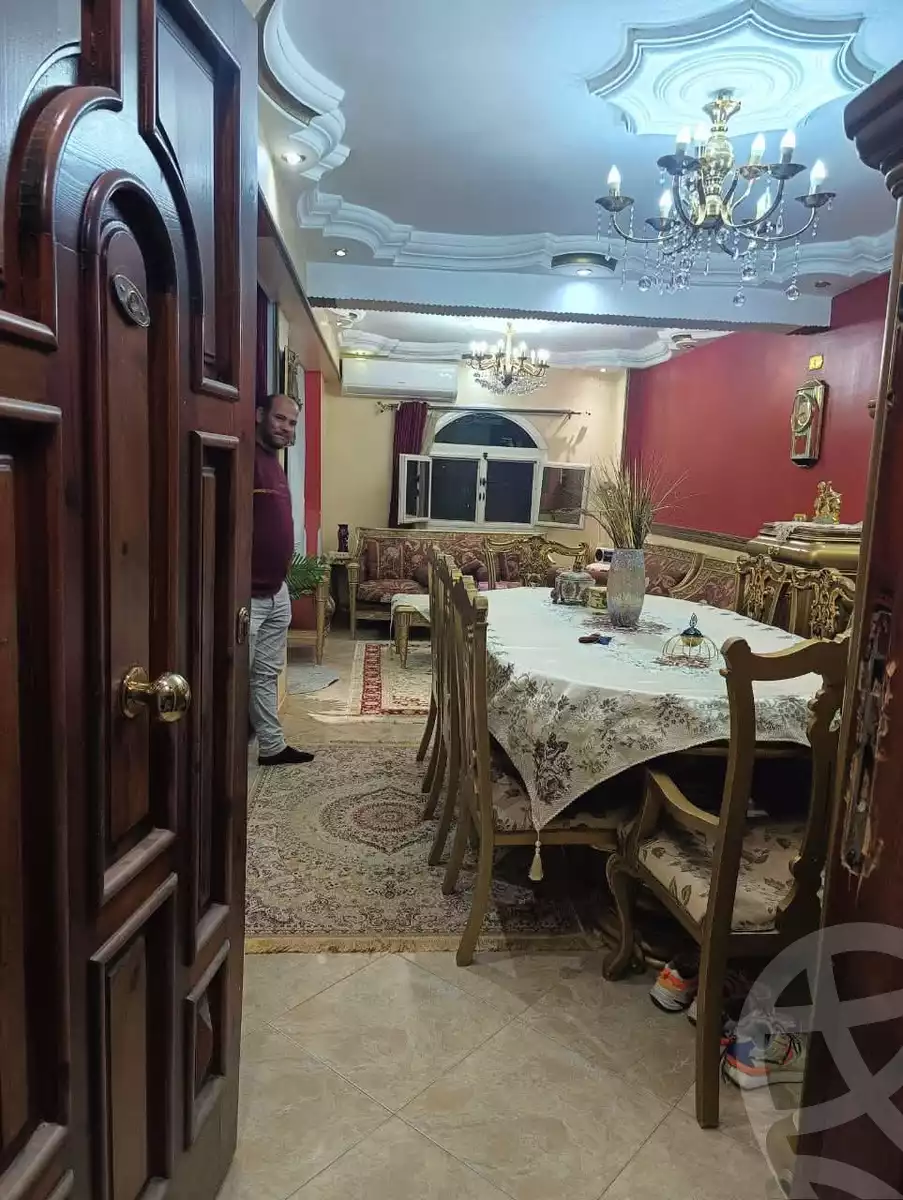 https://aqarmap.com.eg/ar/listing/6568239-for-sale-cairo-helwan-zou-el-fekar-basha-st