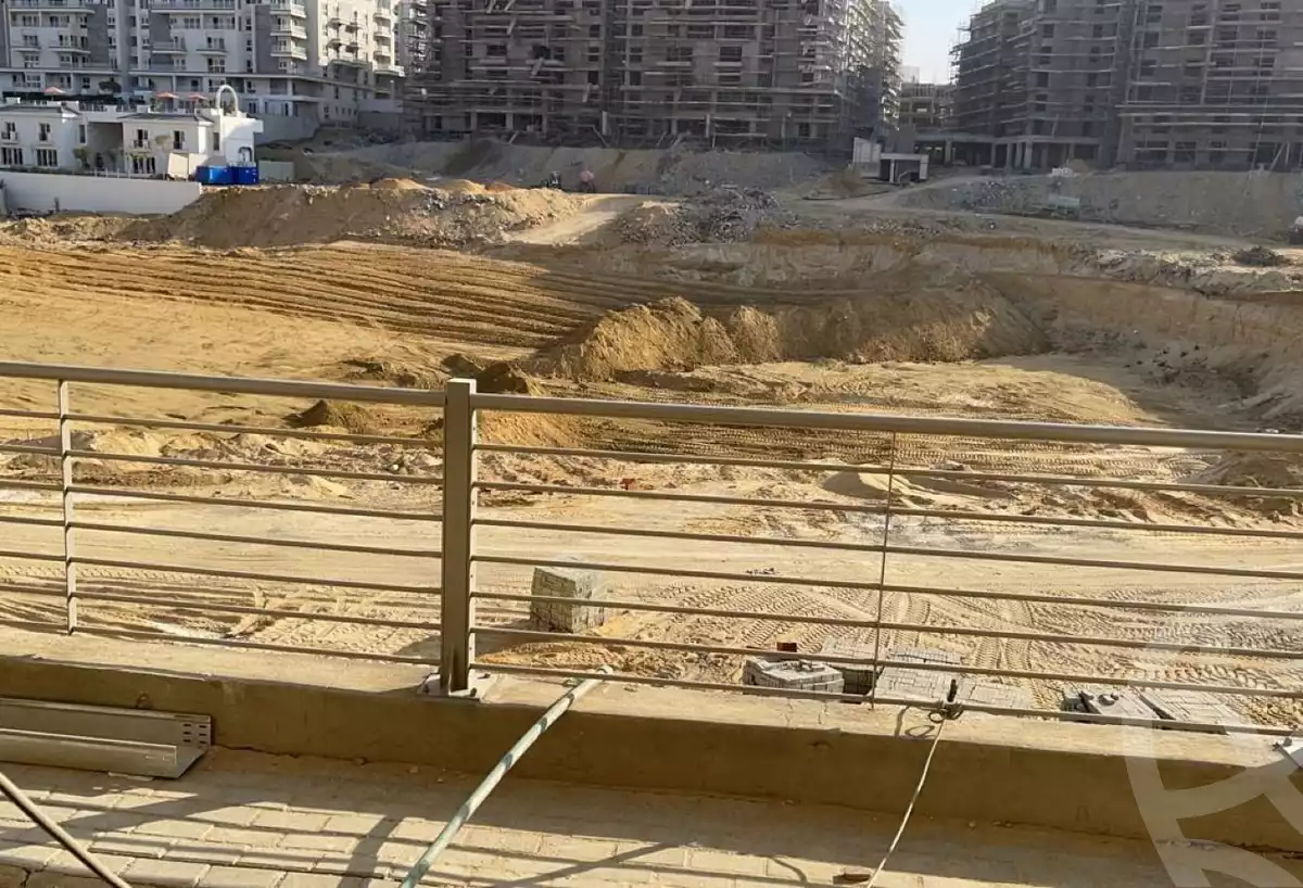 https://aqarmap.com.eg/ar/listing/6570021-for-sale-cairo-new-cairo-compounds-mwntn-fyw-y-syty-club-park-mountain-view-icity