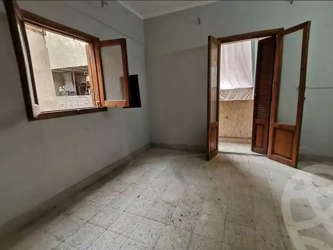 https://aqarmap.com.eg/ar/listing/6570059-for-sale-cairo-shoubra-ltr-lbwlqy