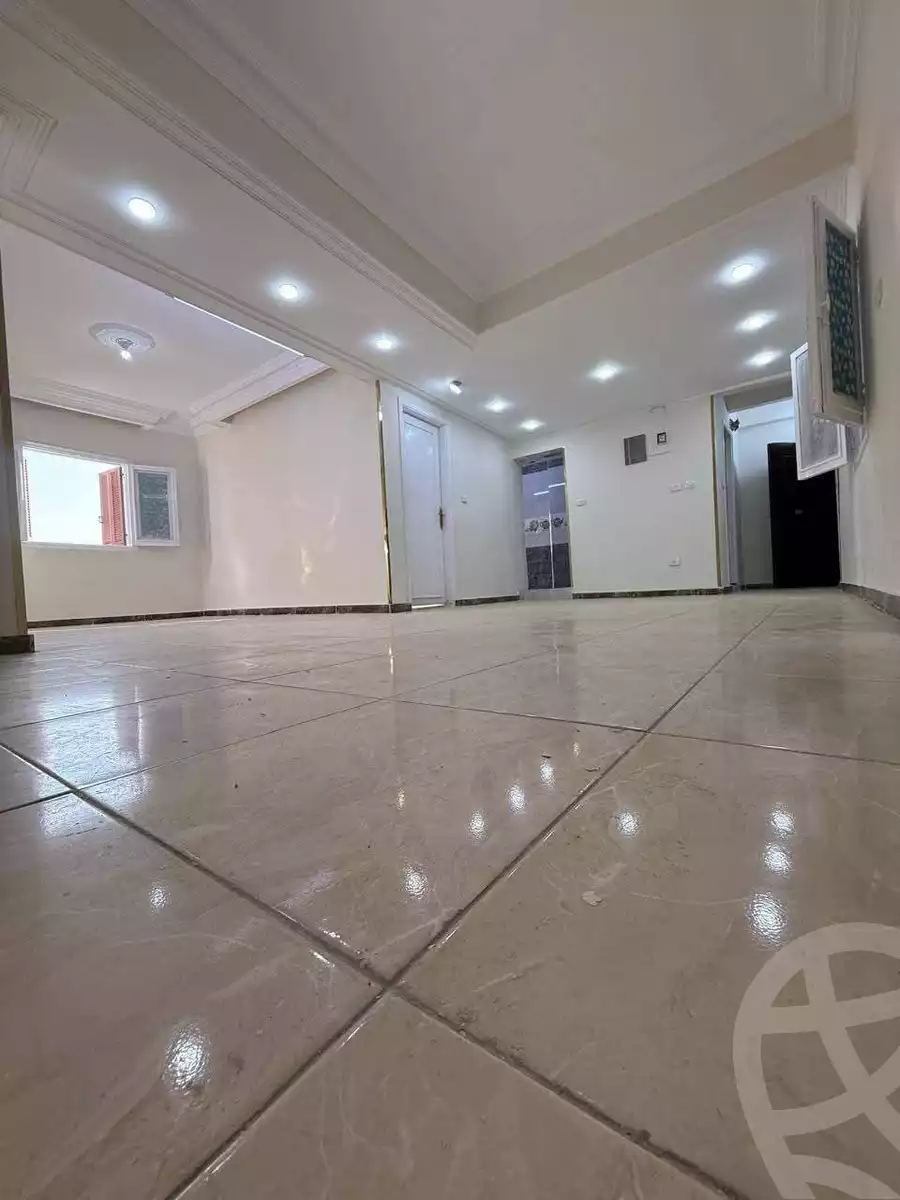 https://aqarmap.com.eg/ar/listing/6570458-for-sale-cairo-helwan-helwan-el-sharkeya-abd-el-rahman-pasha-st