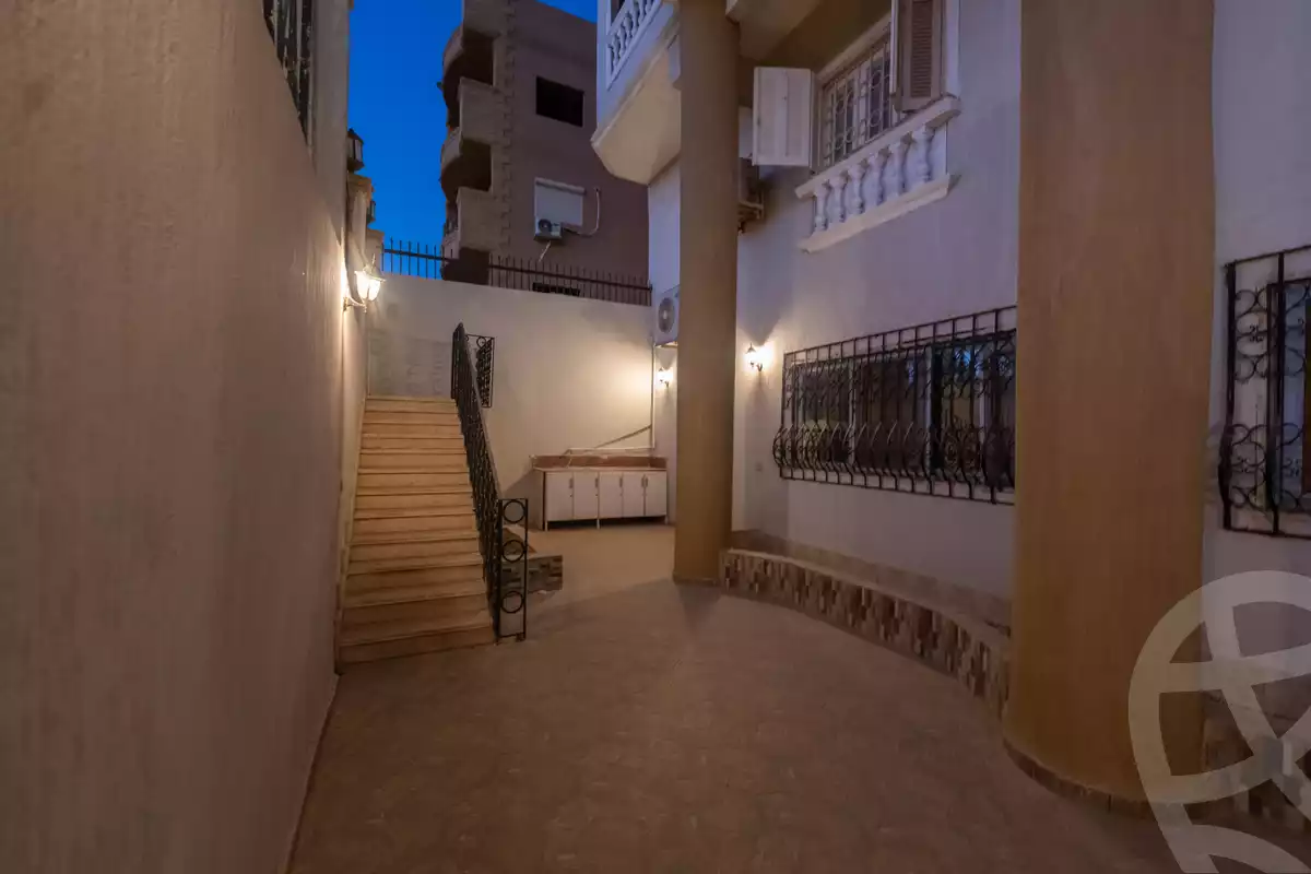 https://aqarmap.com.eg/en/listing/6570828-for-sale-cairo-el-shorouk-lmntq-lthny-neighbourhood-4