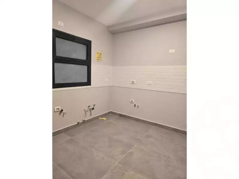 https://aqarmap.com.eg/ar/listing/6571336-for-sale-cairo-el-sheikh-zayed-city-compounds-kmbwnd-fyldj-wyst-dr-llttwyr