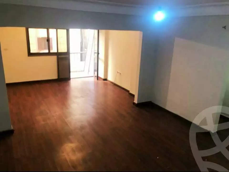 https://aqarmap.com.eg/ar/listing/6571469-for-sale-alexandria-miami-45-street
