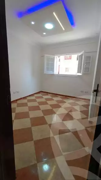 https://aqarmap.com.eg/en/listing/6571893-for-sale-alexandria-lsywf-el-daraeb-st