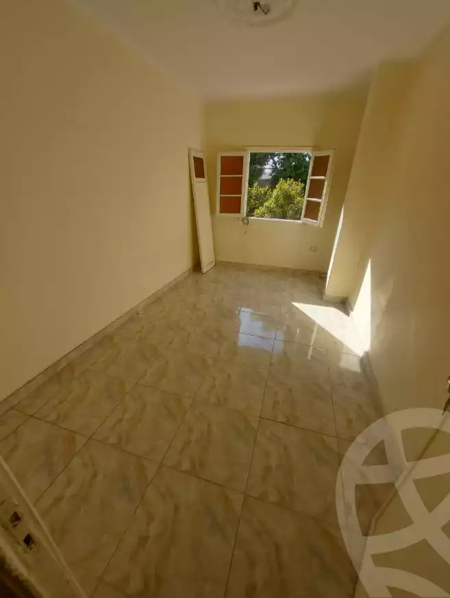 https://aqarmap.com.eg/en/listing/6572732-for-sale-cairo-helwan-helwan-el-sharkeya-ryad-pasha-st