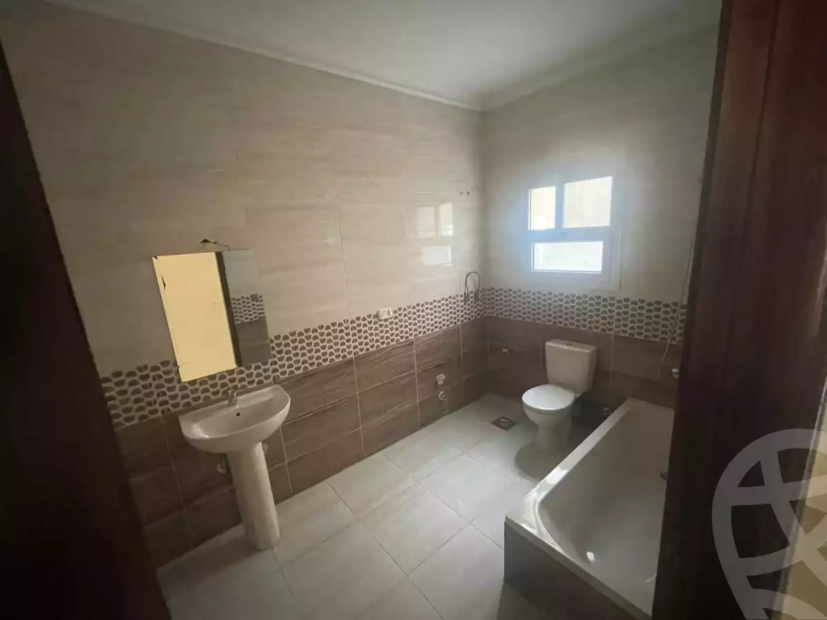 https://aqarmap.com.eg/ar/listing/6573214-for-rent-cairo-new-cairo-ganob-el-akadamiya-south-academy-a-zaid-ebn-haretha-st