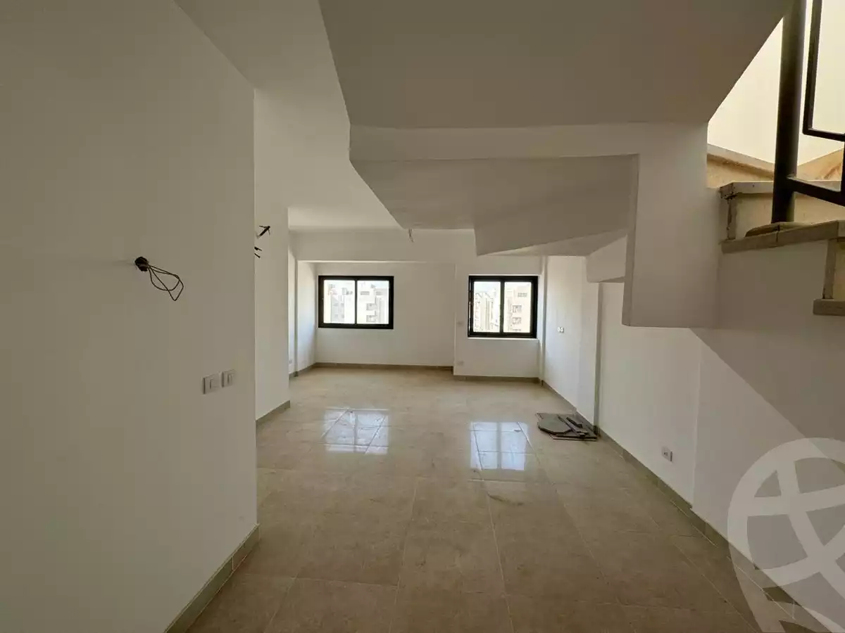 https://aqarmap.com.eg/ar/listing/6573814-for-sale-cairo-new-cairo-compounds-fifth-square