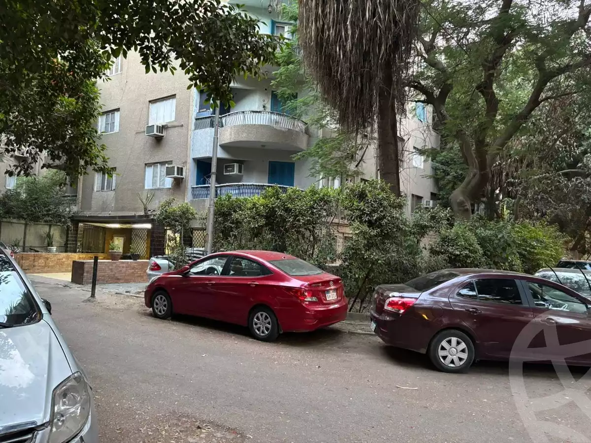 https://aqarmap.com.eg/en/listing/6574379-for-sale-cairo-el-maadi-sarayat-el-maadi-al-golf-st