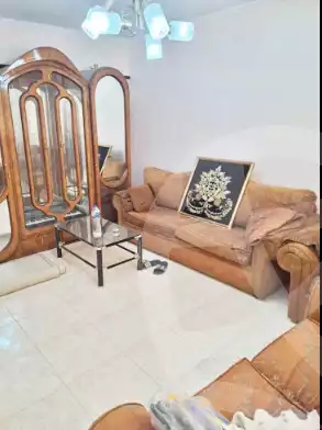 https://aqarmap.com.eg/ar/listing/6578266-for-rent-alexandria-l-jmy-el-hanouvel-kasr-al-quiri-st-1