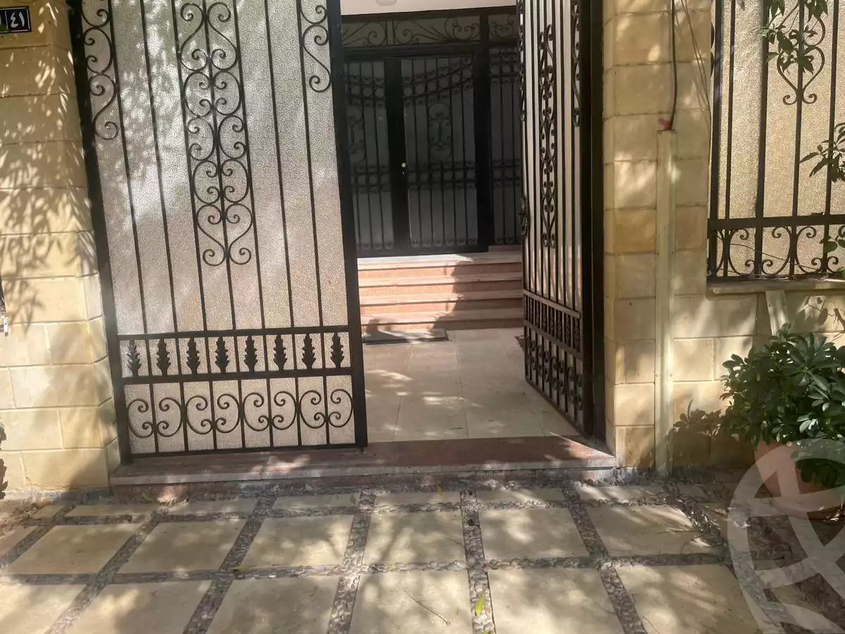 https://aqarmap.com.eg/ar/listing/6579713-for-sale-cairo-new-cairo-gharb-arabila-doctor-hani-maher-st