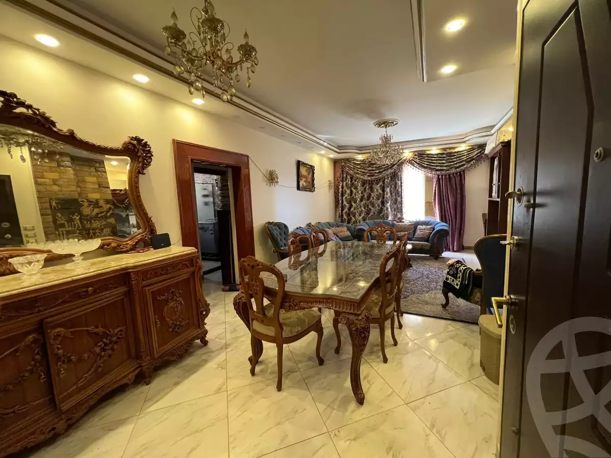 https://aqarmap.com.eg/ar/listing/6580366-for-sale-cairo-6th-of-october-el-ahyaa-neighborhood-3rd-al-hay-al-thalith-st