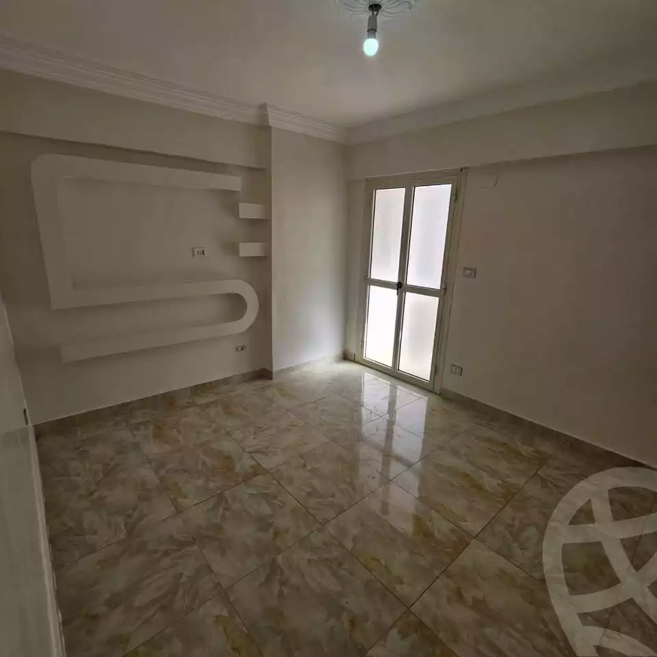 https://aqarmap.com.eg/en/listing/6582310-for-sale-alexandria-miami-shr-jml-bd-lnsr