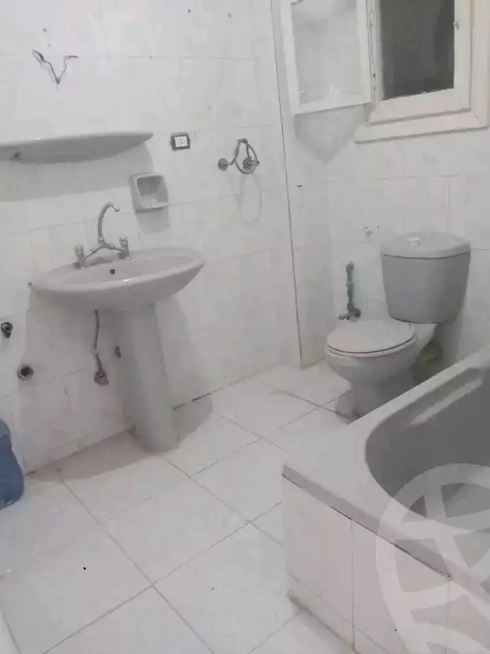 https://aqarmap.com.eg/en/listing/6582843-for-sale-alexandria-l-jmy-lbytsh-shahr-al-assal-st