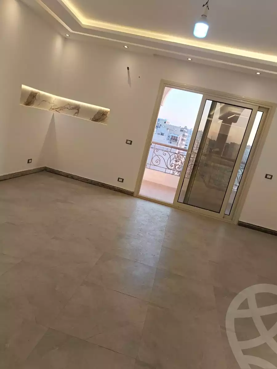 https://aqarmap.com.eg/ar/listing/6583470-for-sale-alexandria-el-asafra-l-sfr-bhry-edrees-st