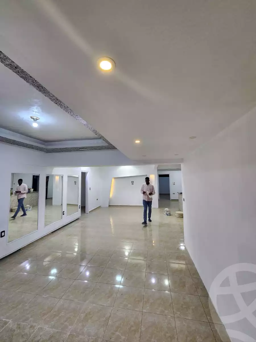 https://aqarmap.com.eg/ar/listing/6583782-for-rent-cairo-new-cairo-90th-street-northern-90th-street