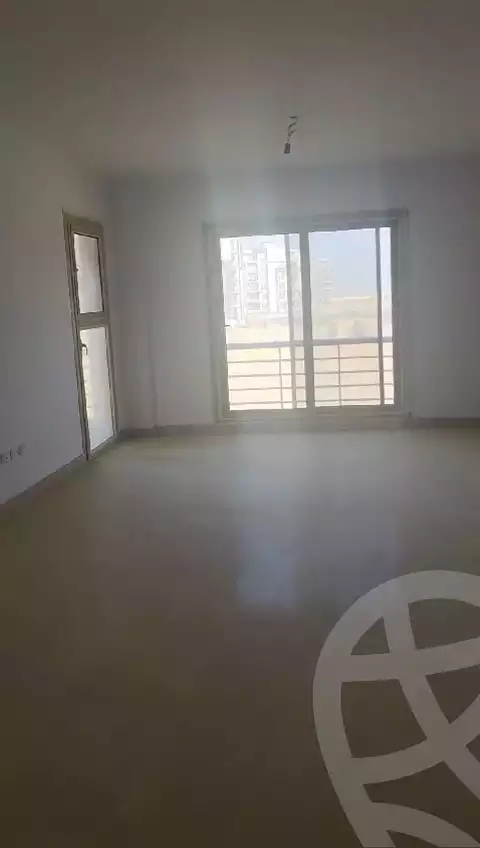 https://aqarmap.com.eg/ar/listing/6584032-for-sale-cairo-el-sheikh-zayed-city-lshykh-zyd-ljdyd-west-view-residence-hdp