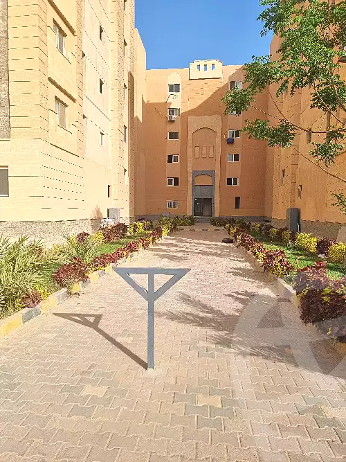 https://aqarmap.com.eg/ar/listing/6587379-for-sale-cairo-6th-of-october-compounds-garden-city-october