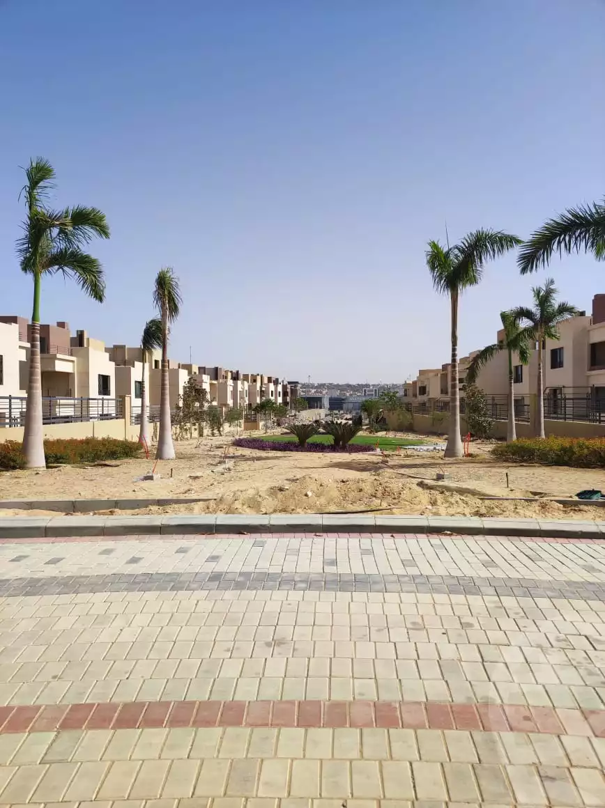 https://aqarmap.com.eg/en/listing/6588314-for-sale-cairo-el-sheikh-zayed-city-compounds-alma