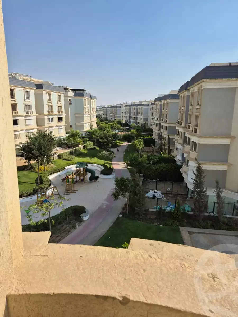 https://aqarmap.com.eg/ar/listing/6590073-for-sale-cairo-new-cairo-compounds-mountain-view-hyde-park