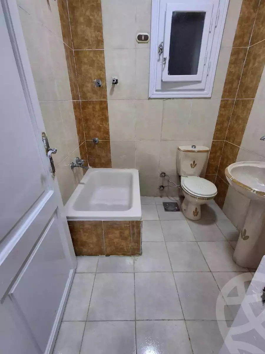 https://aqarmap.com.eg/en/listing/6590642-for-sale-alexandria-l-jmy-shataa-el-nakheel