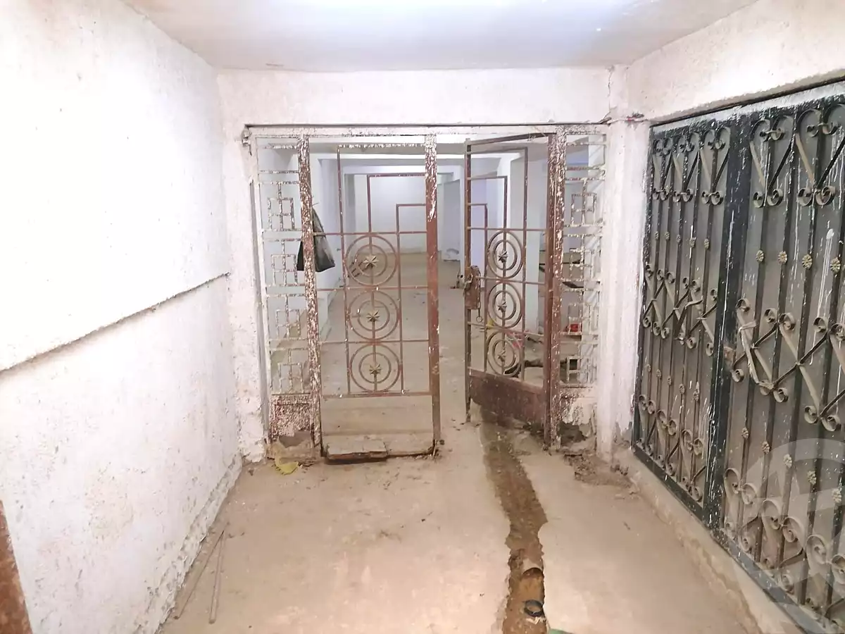 https://aqarmap.com.eg/ar/listing/6590808-for-sale-cairo-el-mohandesen-meet-oqbah-abd-el-aziz-gawish-st