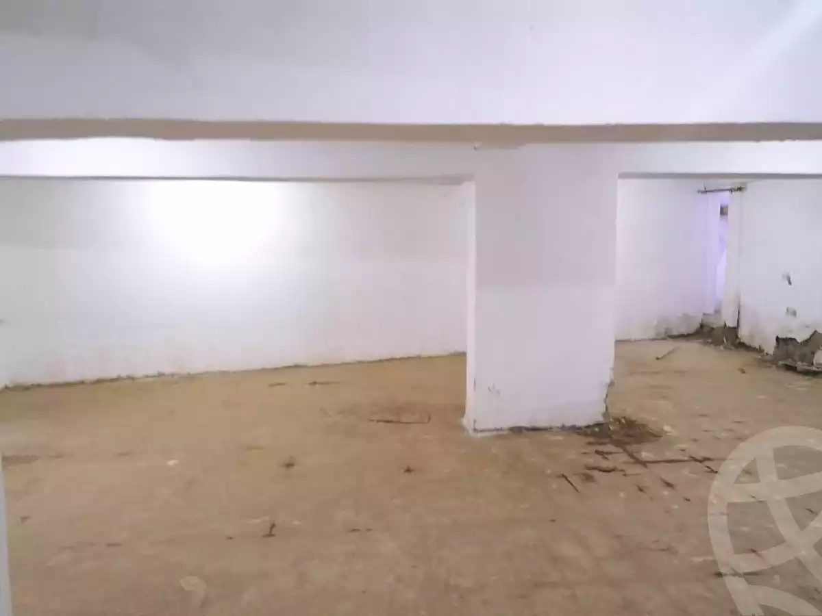 https://aqarmap.com.eg/ar/listing/6590808-for-sale-cairo-el-mohandesen-meet-oqbah-abd-el-aziz-gawish-st