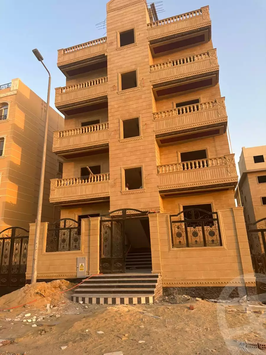 https://aqarmap.com.eg/ar/listing/6591160-for-sale-cairo-6th-of-october-el-tawsaat-el-shamalya-hy-2000-qt