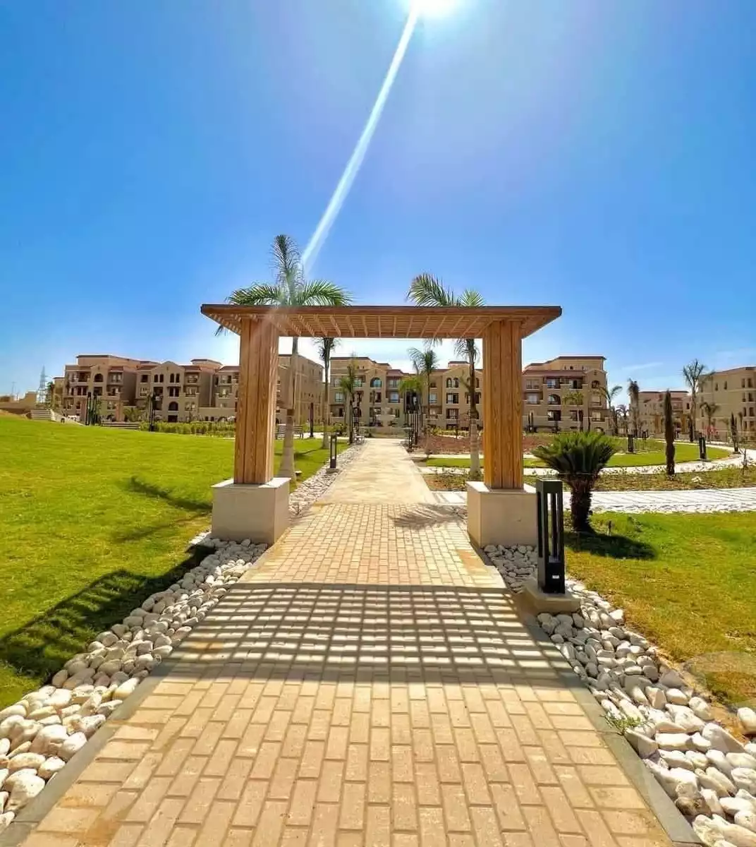 https://aqarmap.com.eg/en/listing/6591229-for-sale-cairo-el-shorouk-compounds-maadi-view