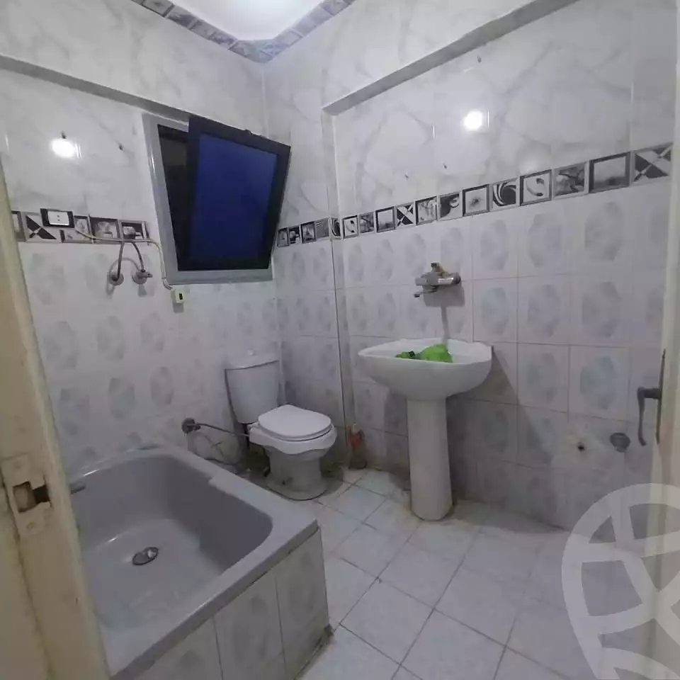 https://aqarmap.com.eg/en/listing/6591753-for-sale-alexandria-l-jmy-lbytsh-abd-el-fattah-el-talkhawy