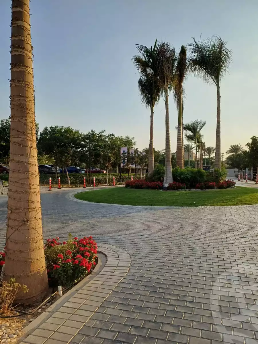 https://aqarmap.com.eg/ar/listing/6591845-for-rent-cairo-new-cairo-compounds-eastown-eastown-parks