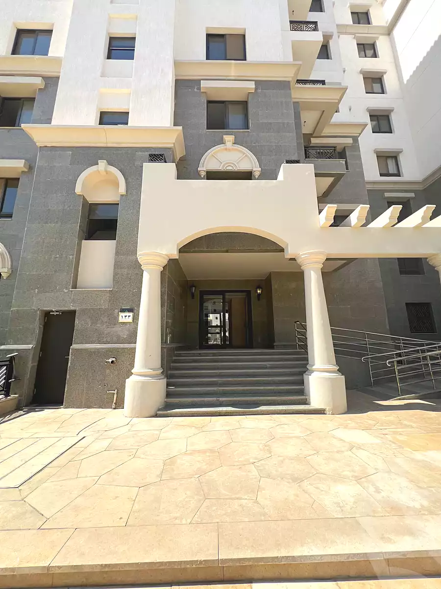 https://aqarmap.com.eg/ar/listing/6593309-for-sale-cairo-new-administrative-capital-r7-celia-mntq-l-mrt-1