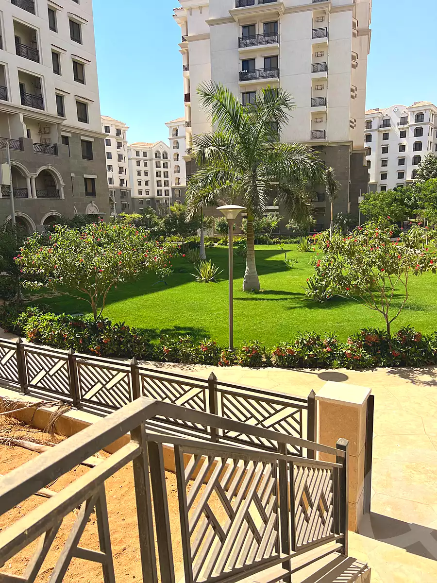 https://aqarmap.com.eg/ar/listing/6593309-for-sale-cairo-new-administrative-capital-r7-celia-mntq-l-mrt-1