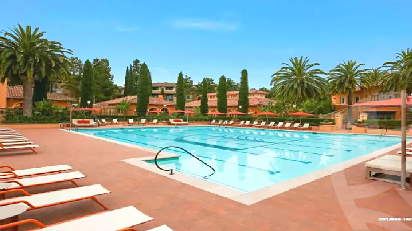 https://aqarmap.com.eg/ar/listing/6593752-for-sale-cairo-el-sheikh-zayed-city-compounds-kmbwnd-fyldj-wyst-dr-llttwyr