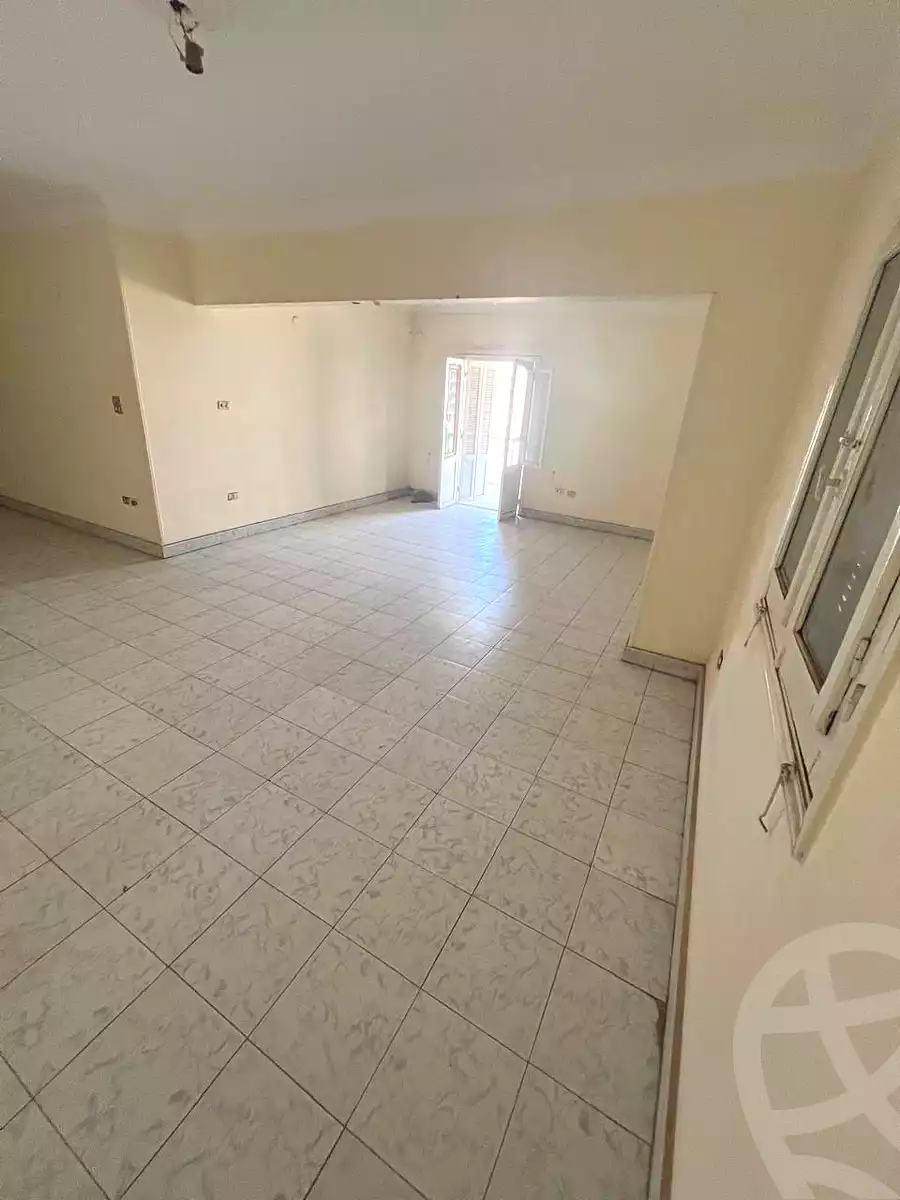 https://aqarmap.com.eg/en/listing/6594974-for-sale-cairo-mokattam-lhdb-l-ly-diplomats-neighborhood -street-9