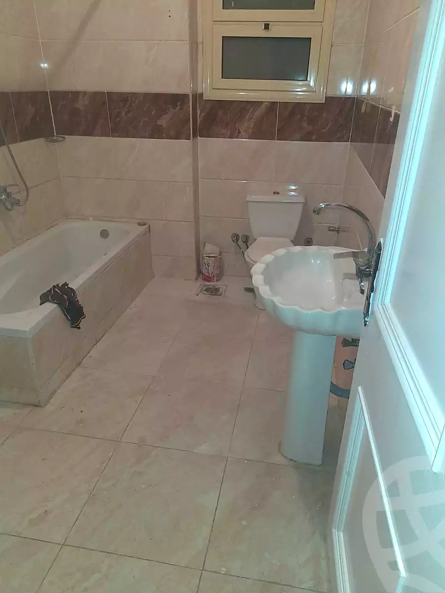 https://aqarmap.com.eg/en/listing/6596362-for-rent-sharqia-zagazig-zagazig-city-ghasham-rd