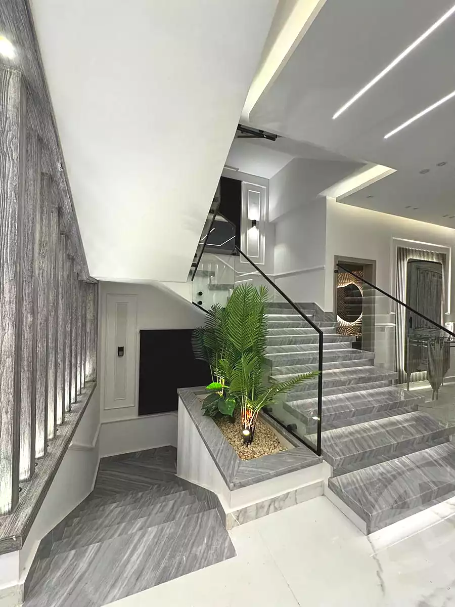 https://aqarmap.com.eg/en/listing/6597200-for-sale-cairo-new-cairo-compounds-hyde-park-cluster-4-hyde-park